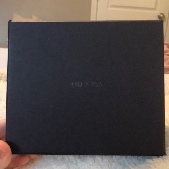 Authentic Prada Wallet - Picture 8 of 8